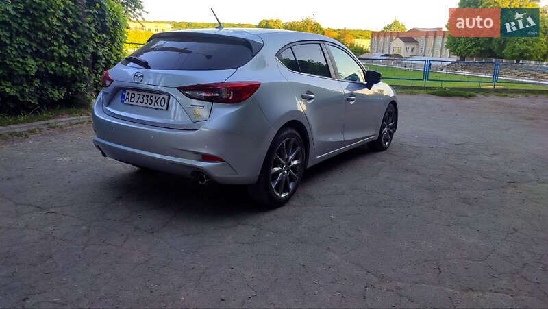 Хэтчбек Mazda 3 2018 в Жмеринке
