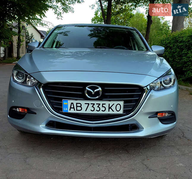 Хэтчбек Mazda 3 2018 в Жмеринке