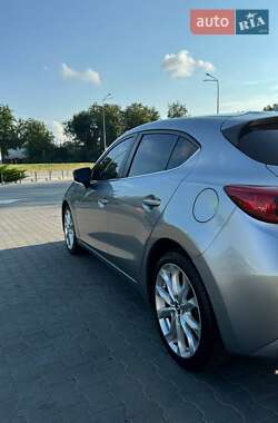 Хэтчбек Mazda 3 2014 в 