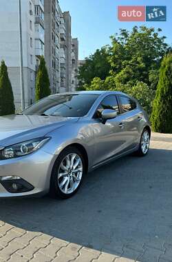 Хэтчбек Mazda 3 2014 в 