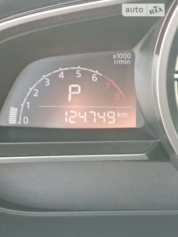 Седан Mazda 3 2016 в Дніпрі