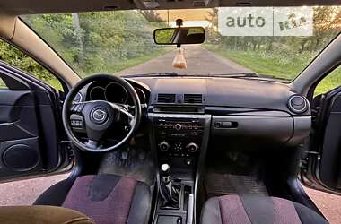 Седан Mazda 3 2004 в Львове