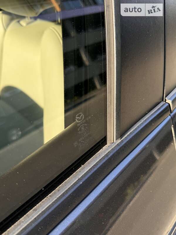 Седан Mazda 3 2019 в Львові