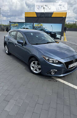 Хэтчбек Mazda 3 2016 в Львове