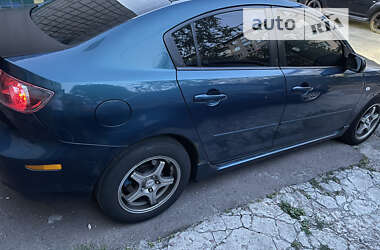 Седан Mazda 3 2006 в Киеве