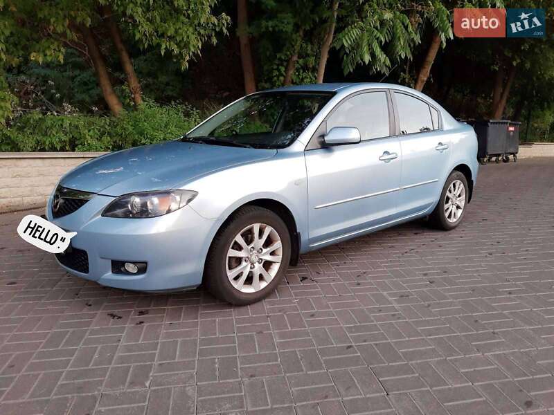 Седан Mazda 3 2006 в Киеве