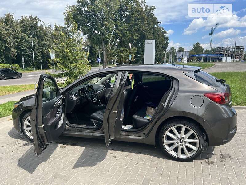 Хетчбек Mazda 3 2017 в Львові