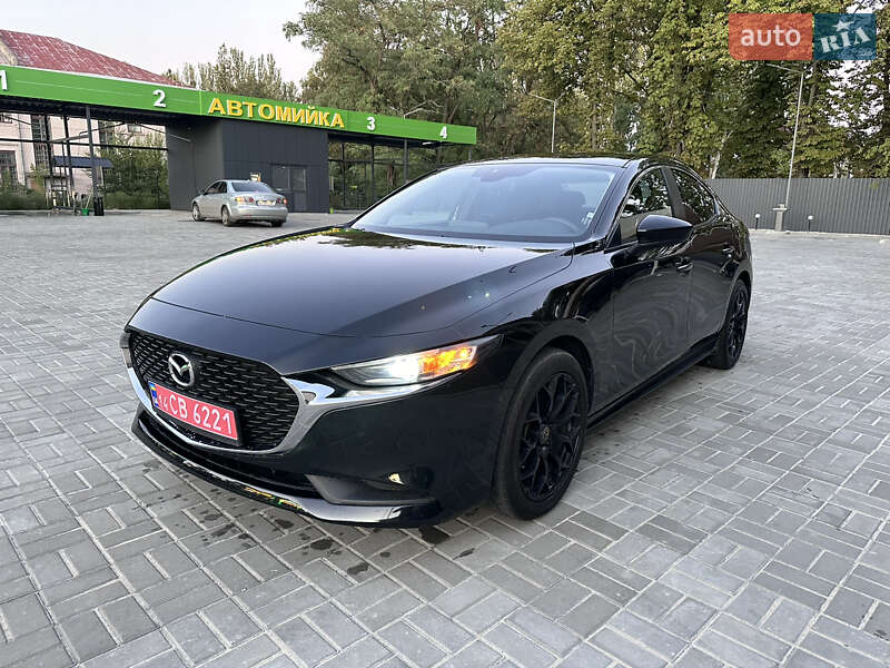 Седан Mazda 3 2019 в Новомосковську