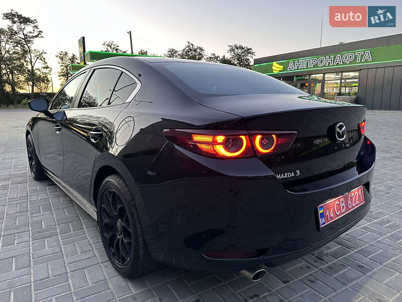 Седан Mazda 3 2019 в Новомосковську