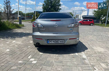 Седан Mazda 3 2012 в Львове