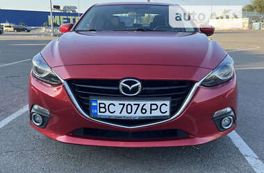 Седан Mazda 3 2014 в Днепре