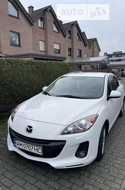 Седан Mazda 3 2011 в Коростені