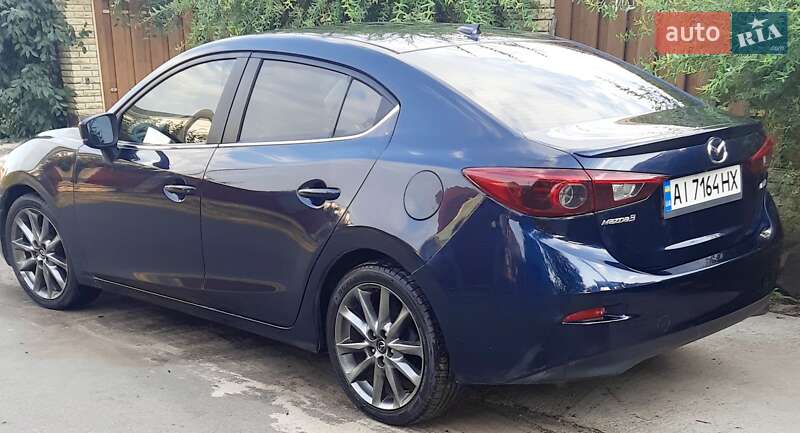 Седан Mazda 3 2018 в Борисполе