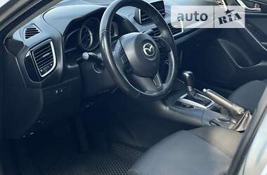 Седан Mazda 3 2014 в Києві