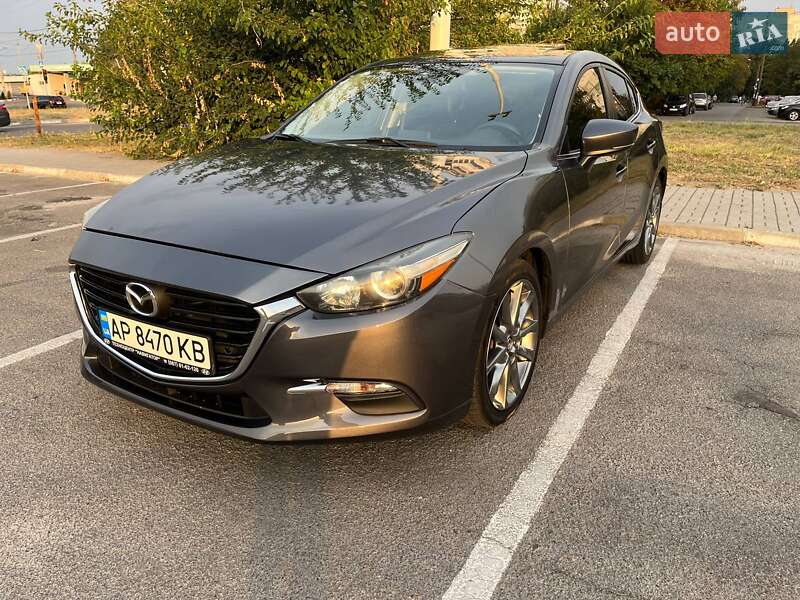 Хэтчбек Mazda 3 2017 в Запорожье
