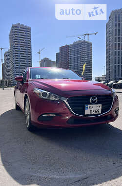 Хэтчбек Mazda 3 2016 в Киеве