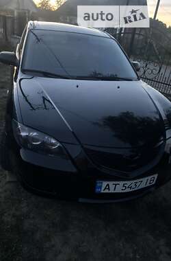 Седан Mazda 3 2005 в Калуше