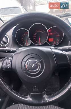 Хэтчбек Mazda 3 2005 в Малине