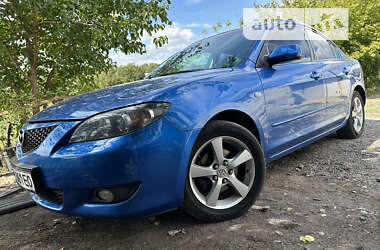 Седан Mazda 3 2003 в Южноукраинске