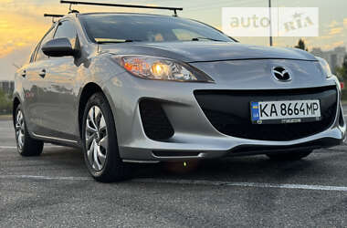 Седан Mazda 3 2013 в Києві