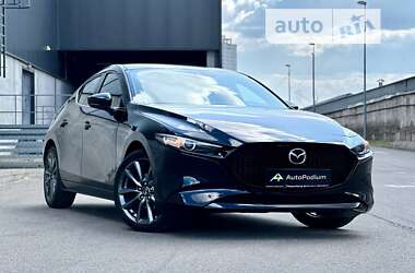 Хэтчбек Mazda 3 2019 в Киеве