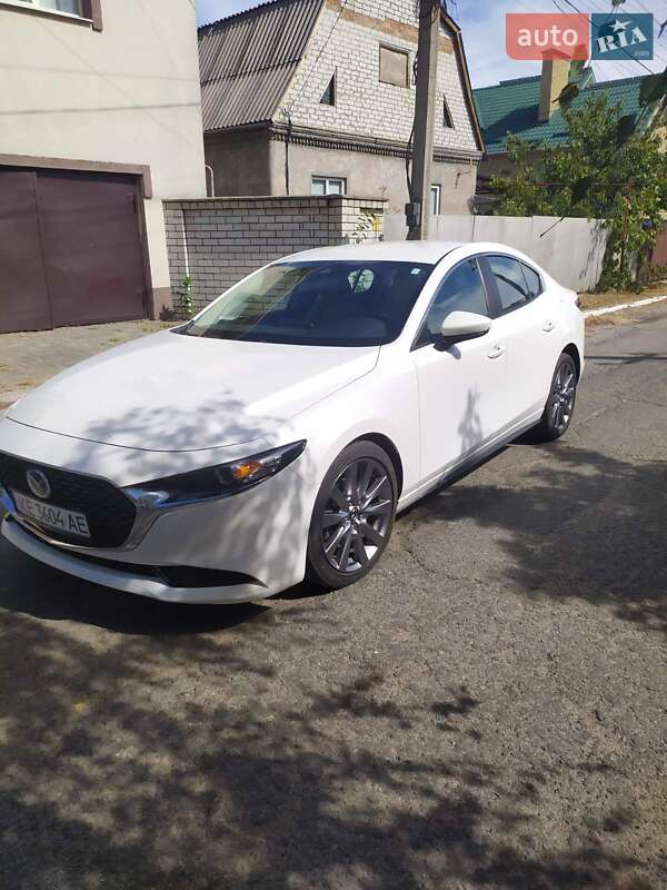 Седан Mazda 3 2019 в Днепре