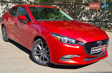 Седан Mazda 3 2018 в Киеве