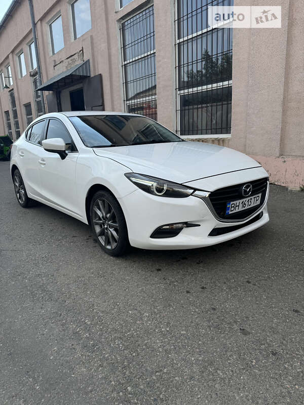 Mazda 3 2018