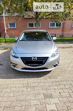 Хэтчбек Mazda 3 2016 в Виннице