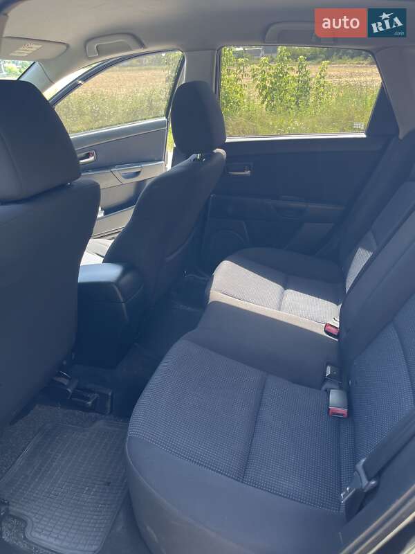 Хэтчбек Mazda 3 2005 в Кременчуге