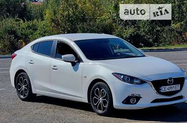 Седан Mazda 3 2016 в Черновцах