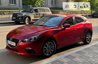 Хэтчбек Mazda 3 2016 в Львове