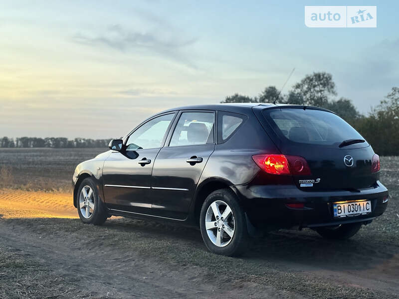 Хетчбек Mazda 3 2003 в Миколаєві