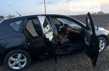 Хэтчбек Mazda 3 2003 в Николаеве