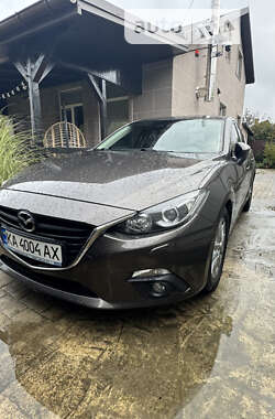 Хэтчбек Mazda 3 2016 в Киеве