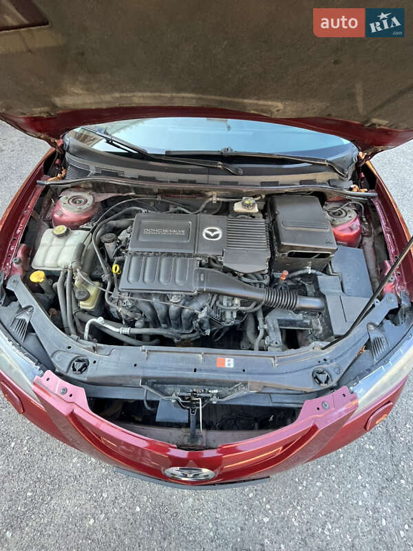 Седан Mazda 3 2008 в Кривом Роге