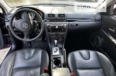 Седан Mazda 3 2006 в 