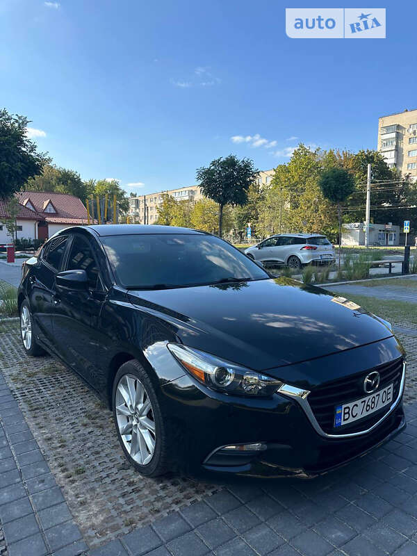 Седан Mazda 3 2017 в Львове