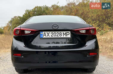 Седан Mazda 3 2017 в 