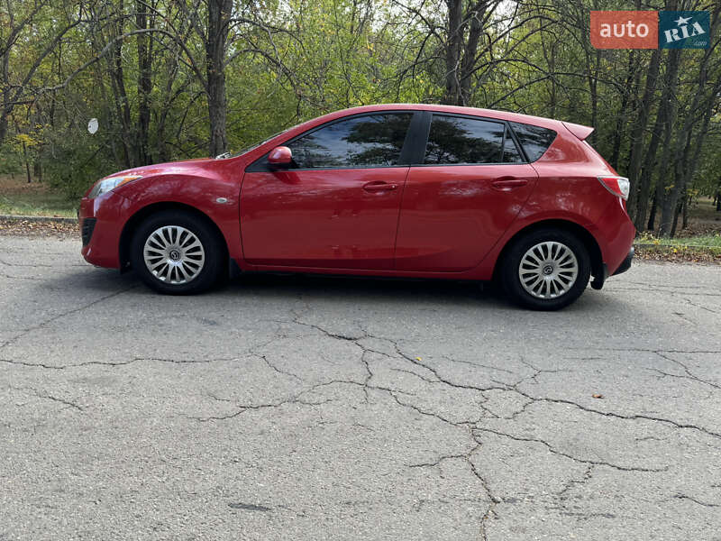 Хетчбек Mazda 3 2010 в Запоріжжі
