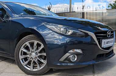 Хэтчбек Mazda 3 2016 в Киеве