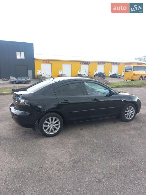 Седан Mazda 3 2009 в Черкассах