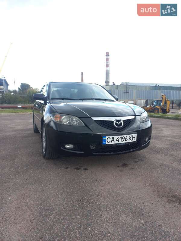 Седан Mazda 3 2009 в Черкассах