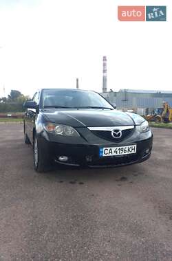 Седан Mazda 3 2009 в 