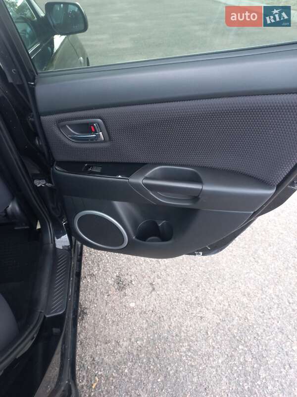 Седан Mazda 3 2009 в Черкассах