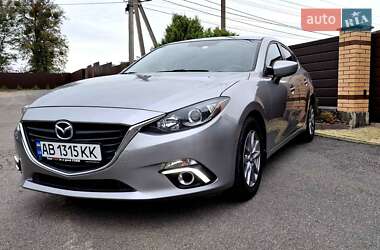 Хэтчбек Mazda 3 2016 в Виннице