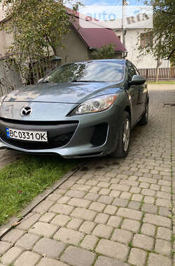 Седан Mazda 3 2013 в Львове