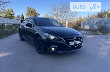 Хетчбек Mazda 3 2014 в Житомирі