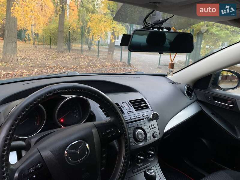 Седан Mazda 3 2013 в Харькове фото 7 Седан Mazda 3 2013 в Харькове