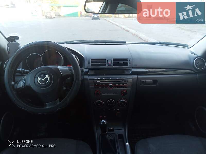 Седан Mazda 3 2006 в Умани